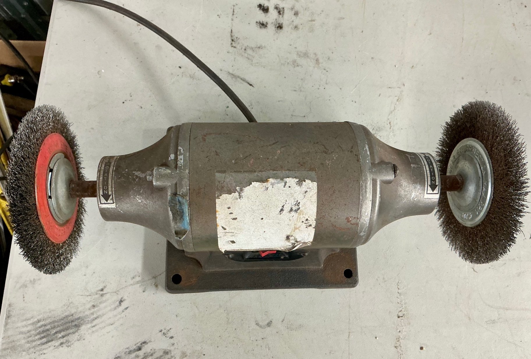 Bench grinder with dual wire-wheel attachments - image 3 of 3