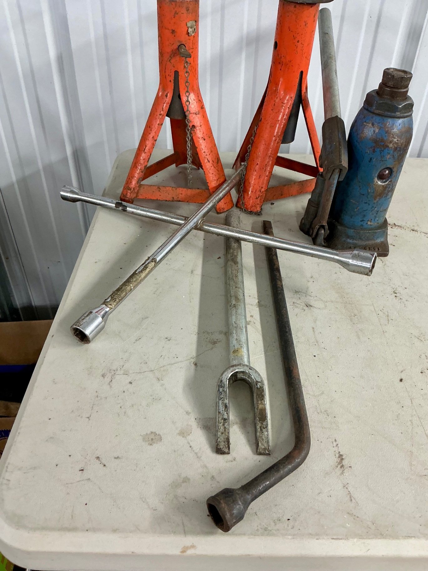 Automotive lifting and more - image 4 of 7