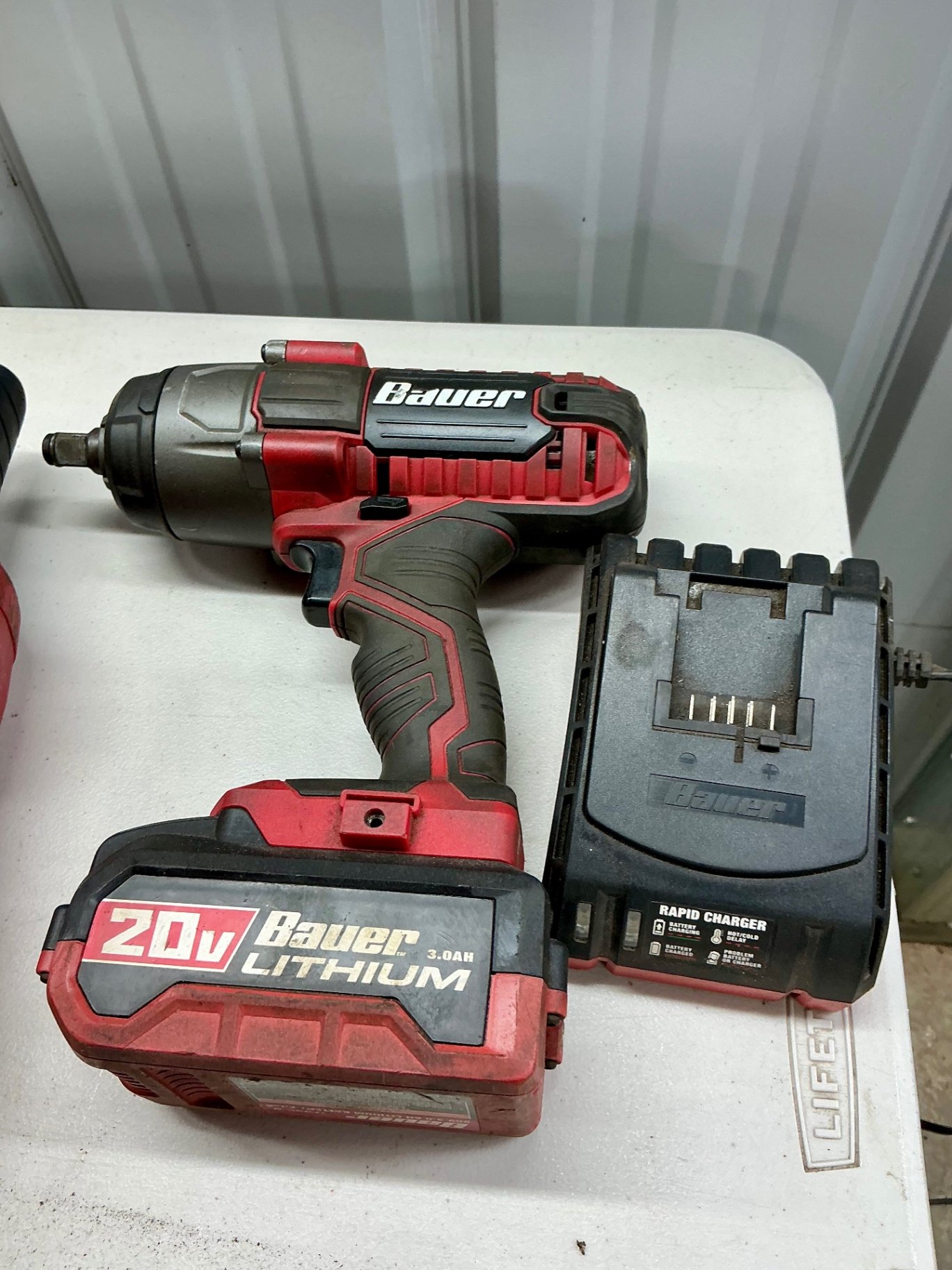 Bauer 20V cordless impact wrench kit and 6" Bauer orbit polisher with accessories - image 2 of 4