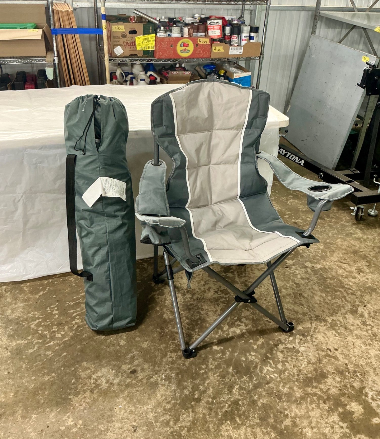 Two folding camping chairs with carry bag - image 3 of 4