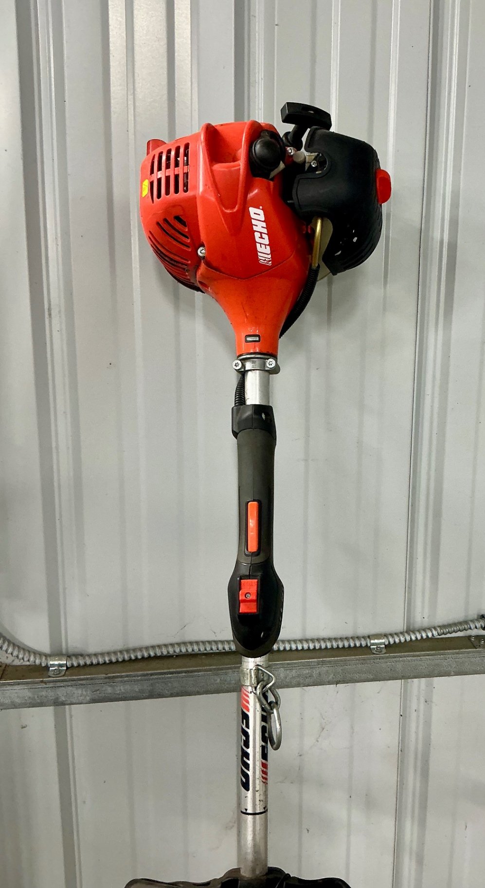 Echo yard maintenance tools: weed trimmer, backpack sprayer, and accessories - image 5 of 7