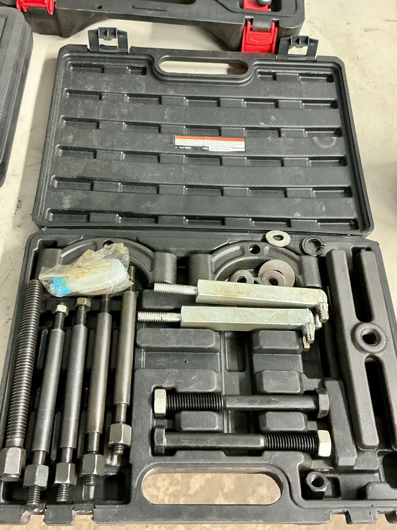Automotive repair tool kits and hardware - image 8 of 9