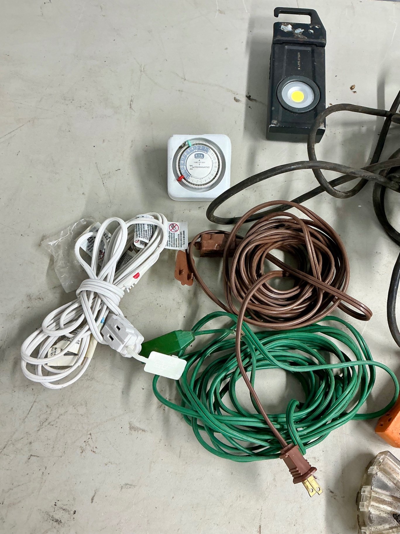 Assorted extension cords and lighting - image 2 of 5
