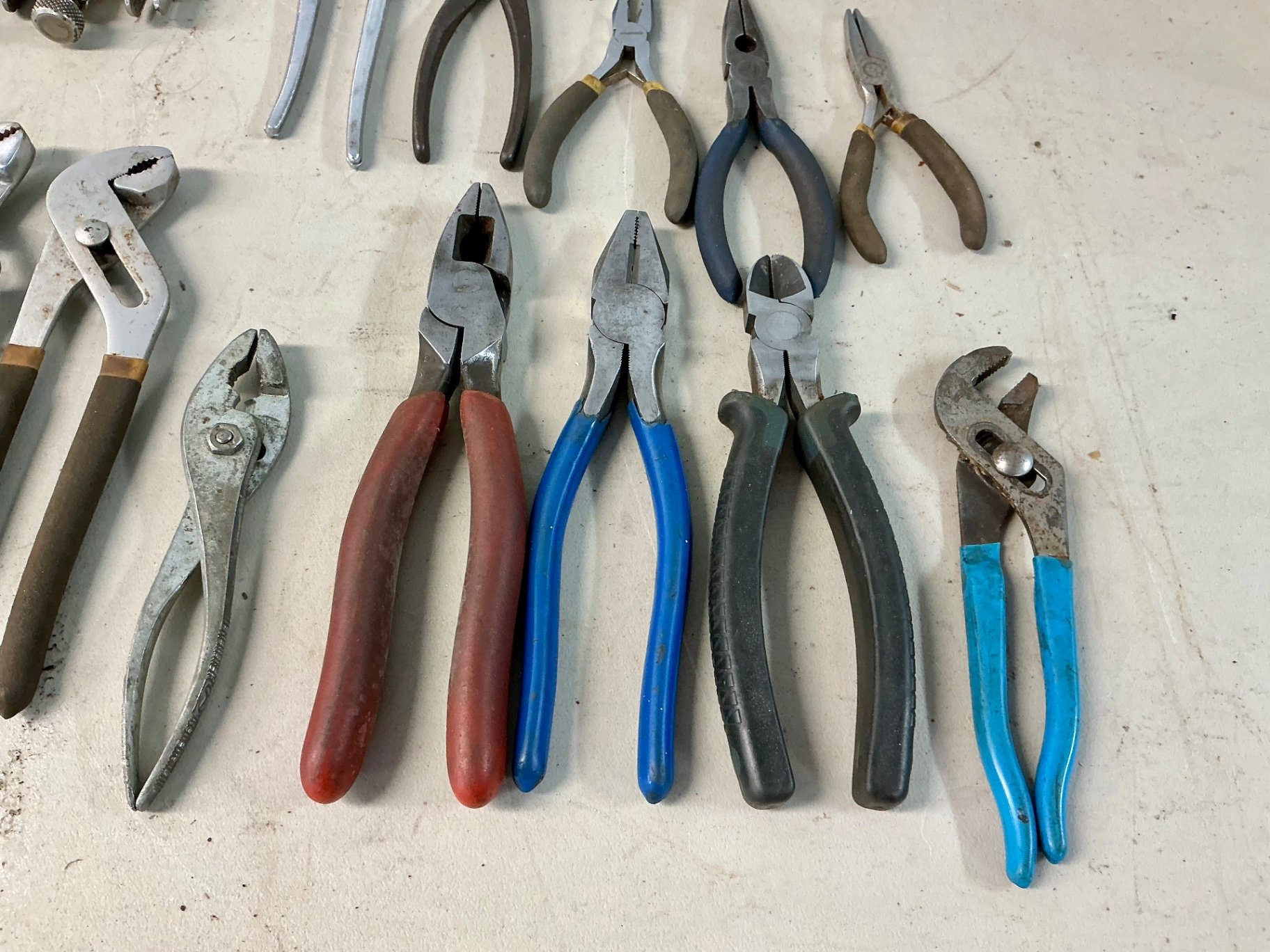 Assortment of Pliers and Locking Pliers - image 3 of 5