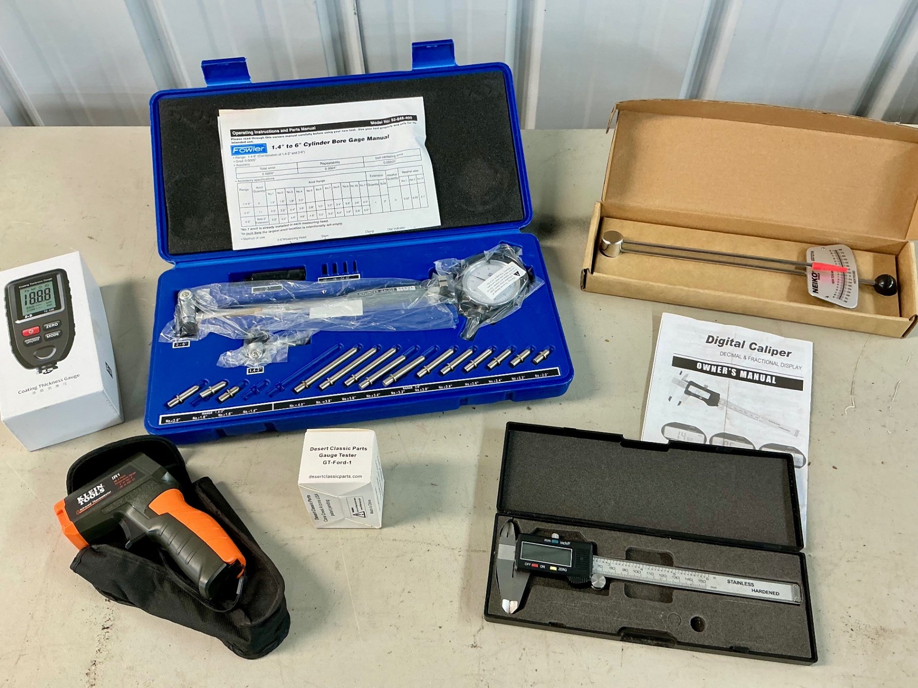 Measuring tools set: bore gauge kit, digital caliper, and dial indicator - image 2 of 8