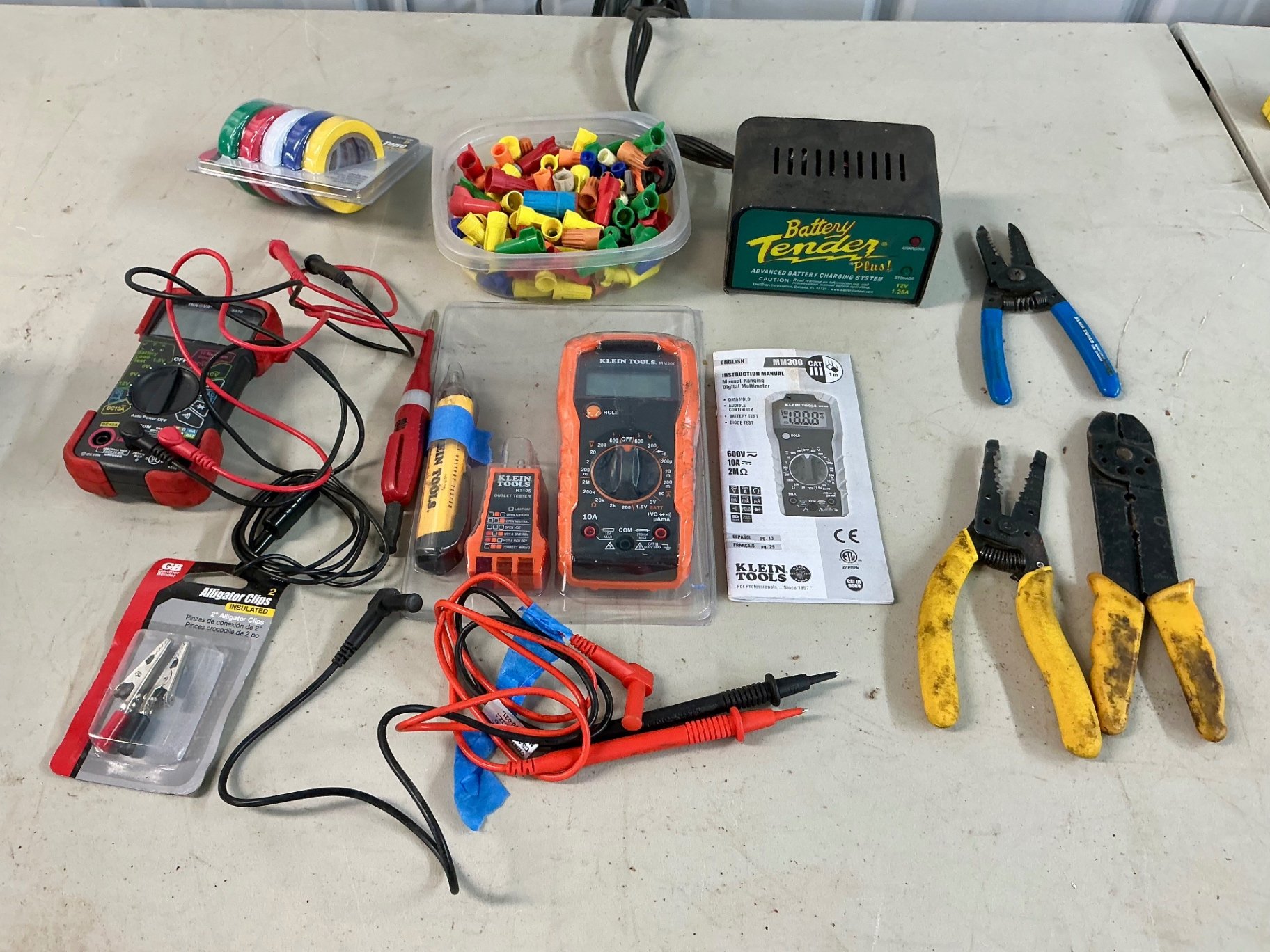 Electrical testing tools and hand tools collection - image 1 of 4