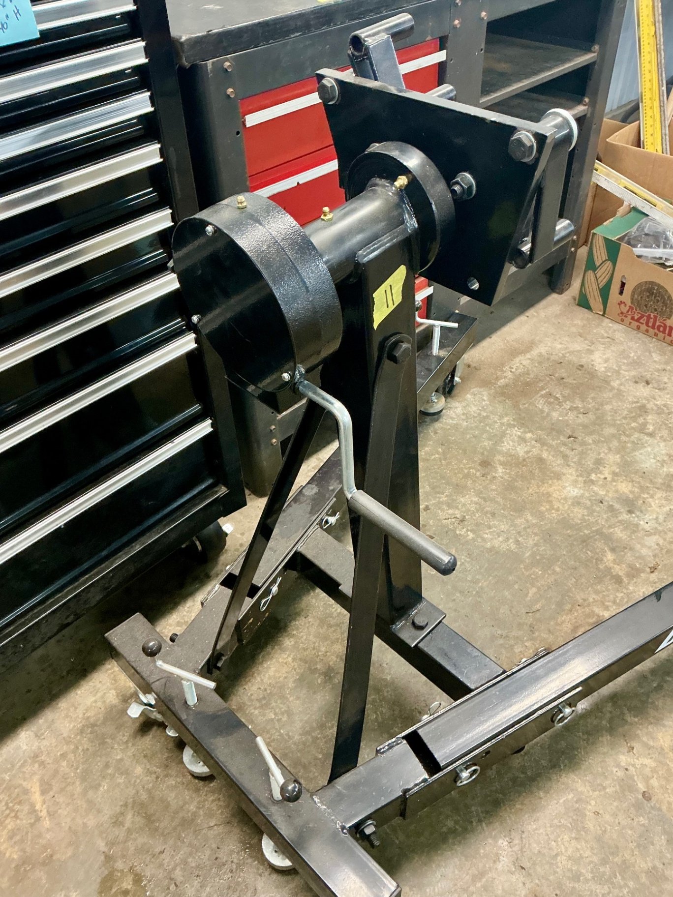 Daytona 1500 lb Gear-Driven Engine Stand - image 2 of 4