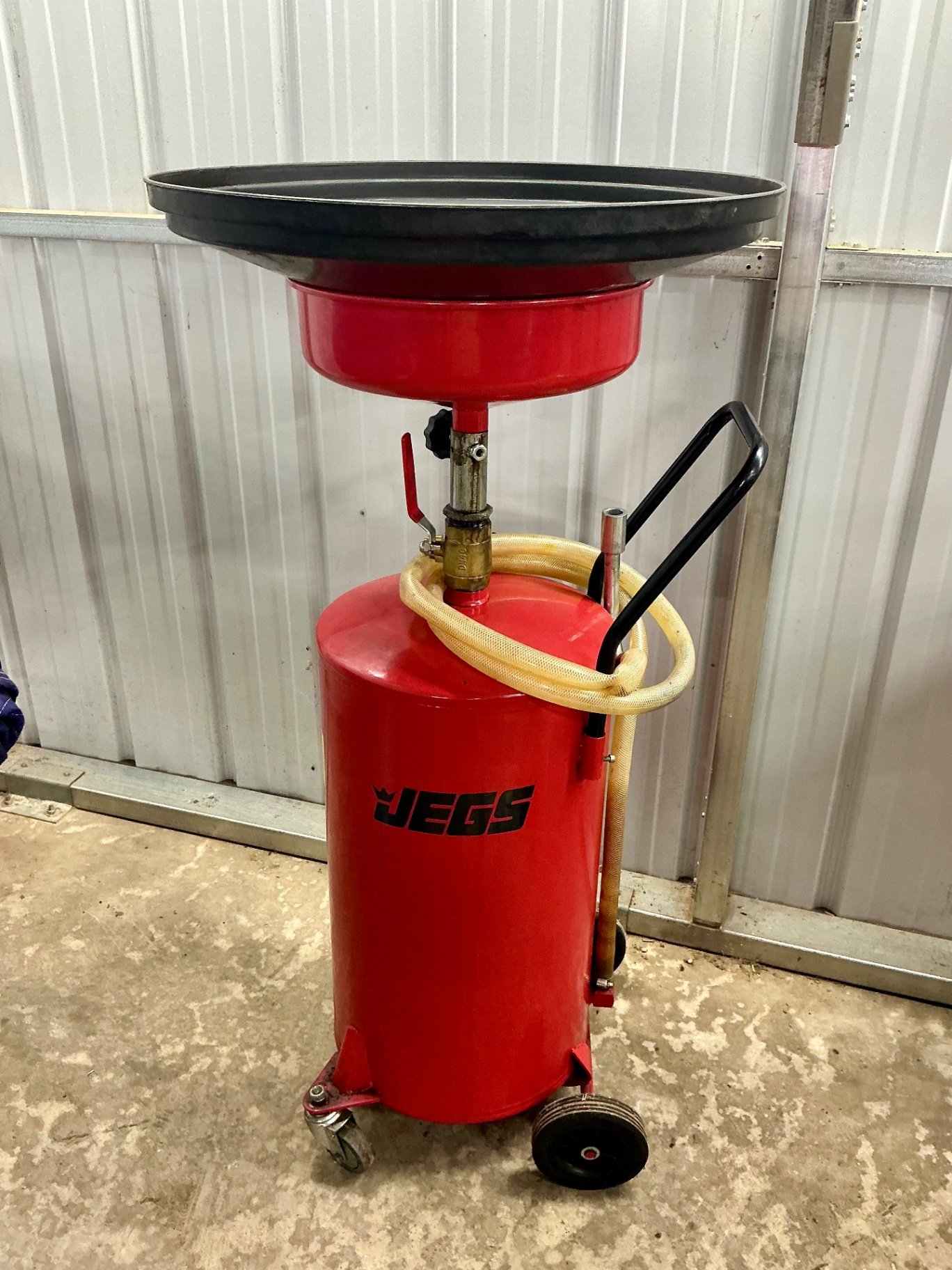 JEGS portable pneumatic waste oil drain tank - image 1 of 4