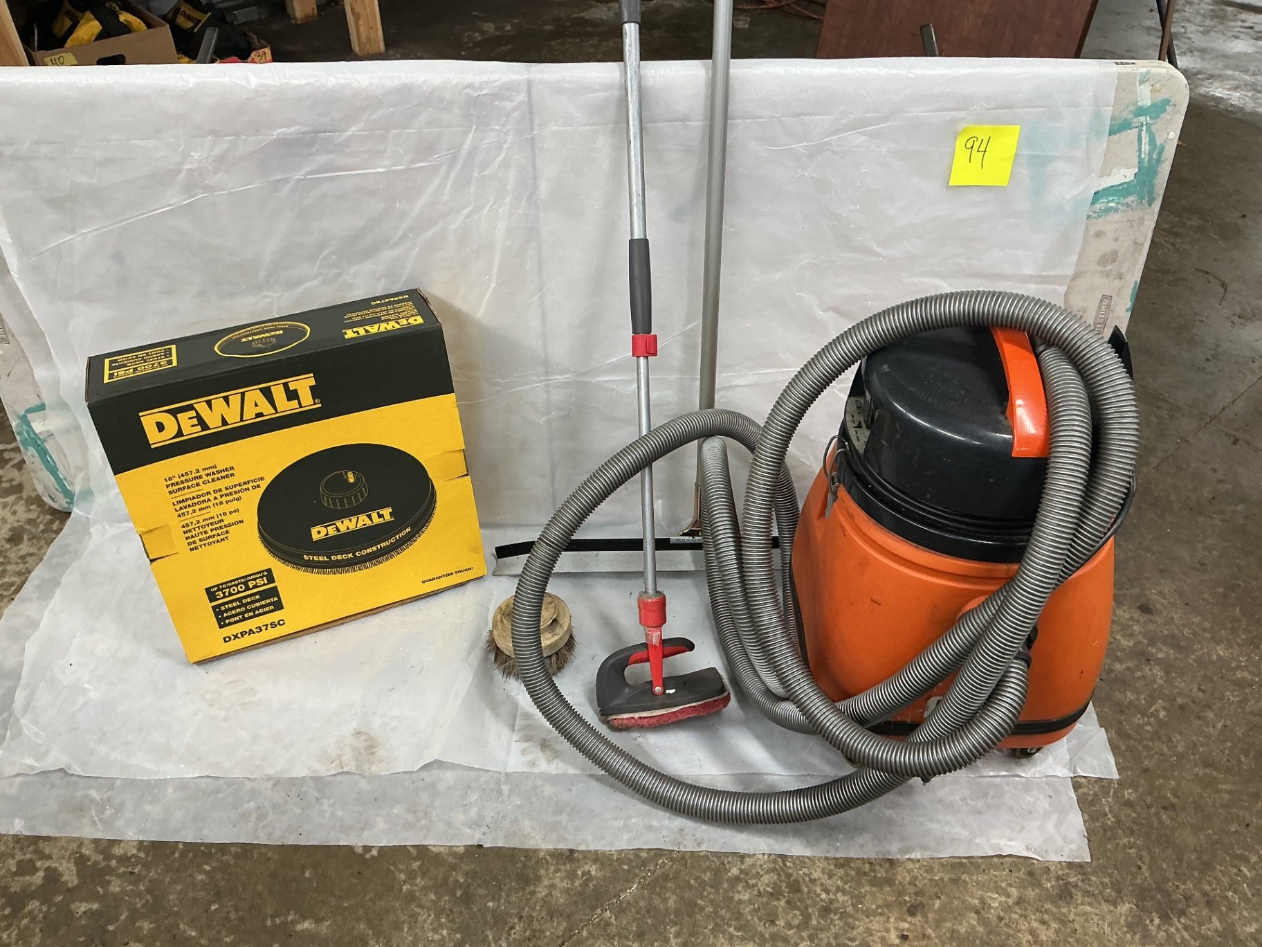 DeWALT 18-Inch Pressure Washer Surface Cleaner and Wet/Dry Vacuum - image 1 of 6