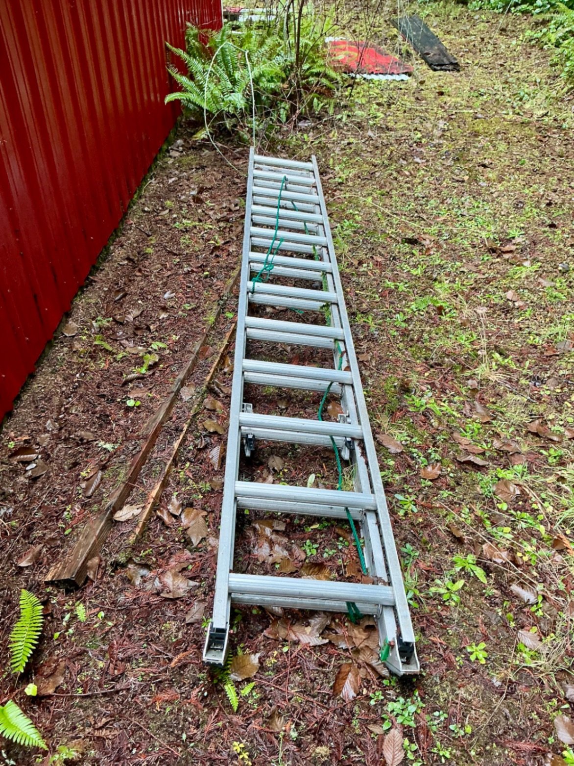 24 foot Werner aluminum extension ladder - image 2 of 4