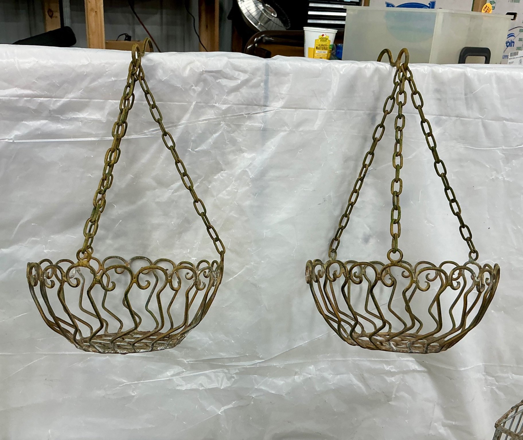 Metal garden decor set with hanging baskets and planters - image 5 of 6