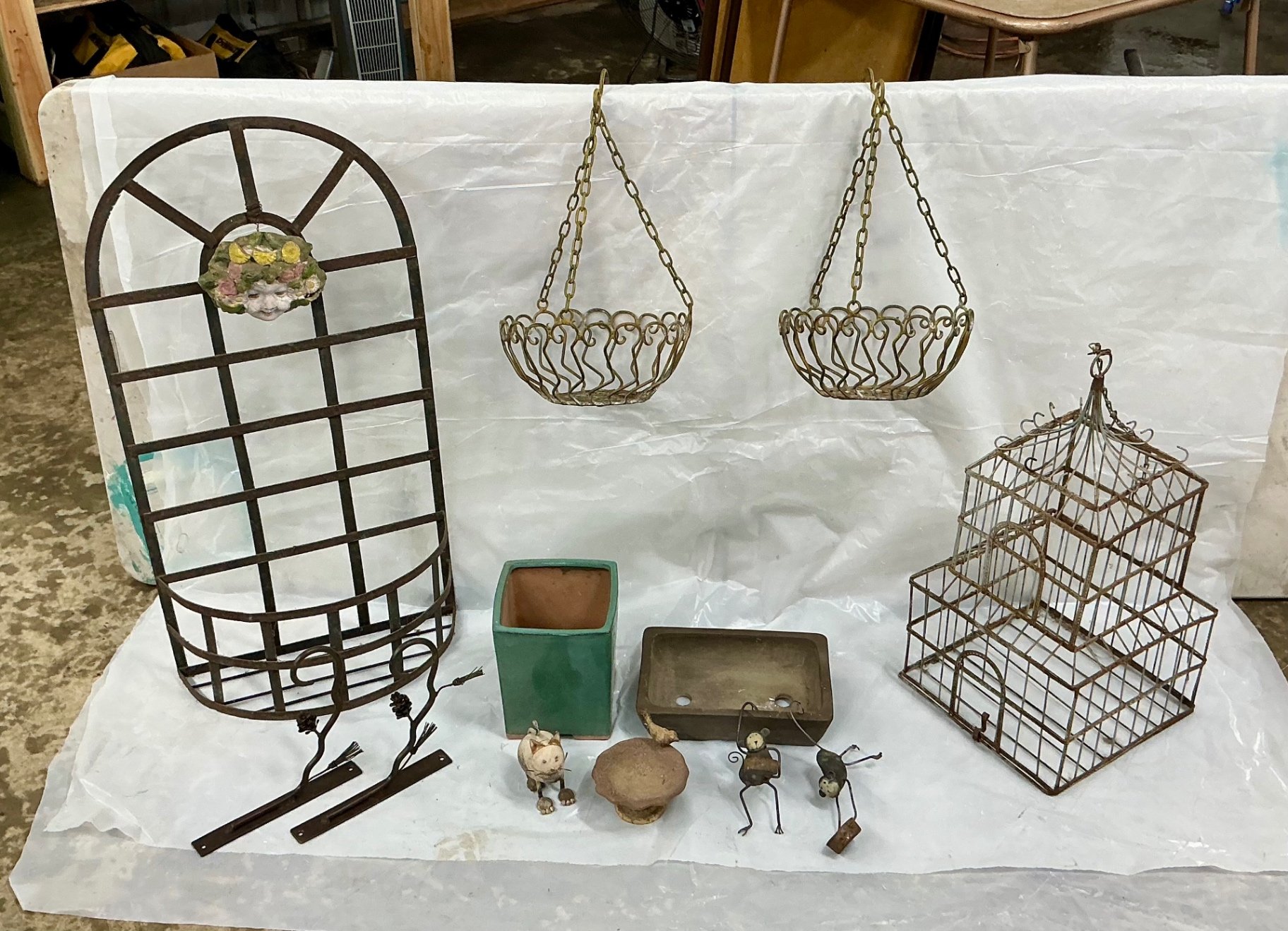 Metal garden decor set with hanging baskets and planters - image 1 of 6