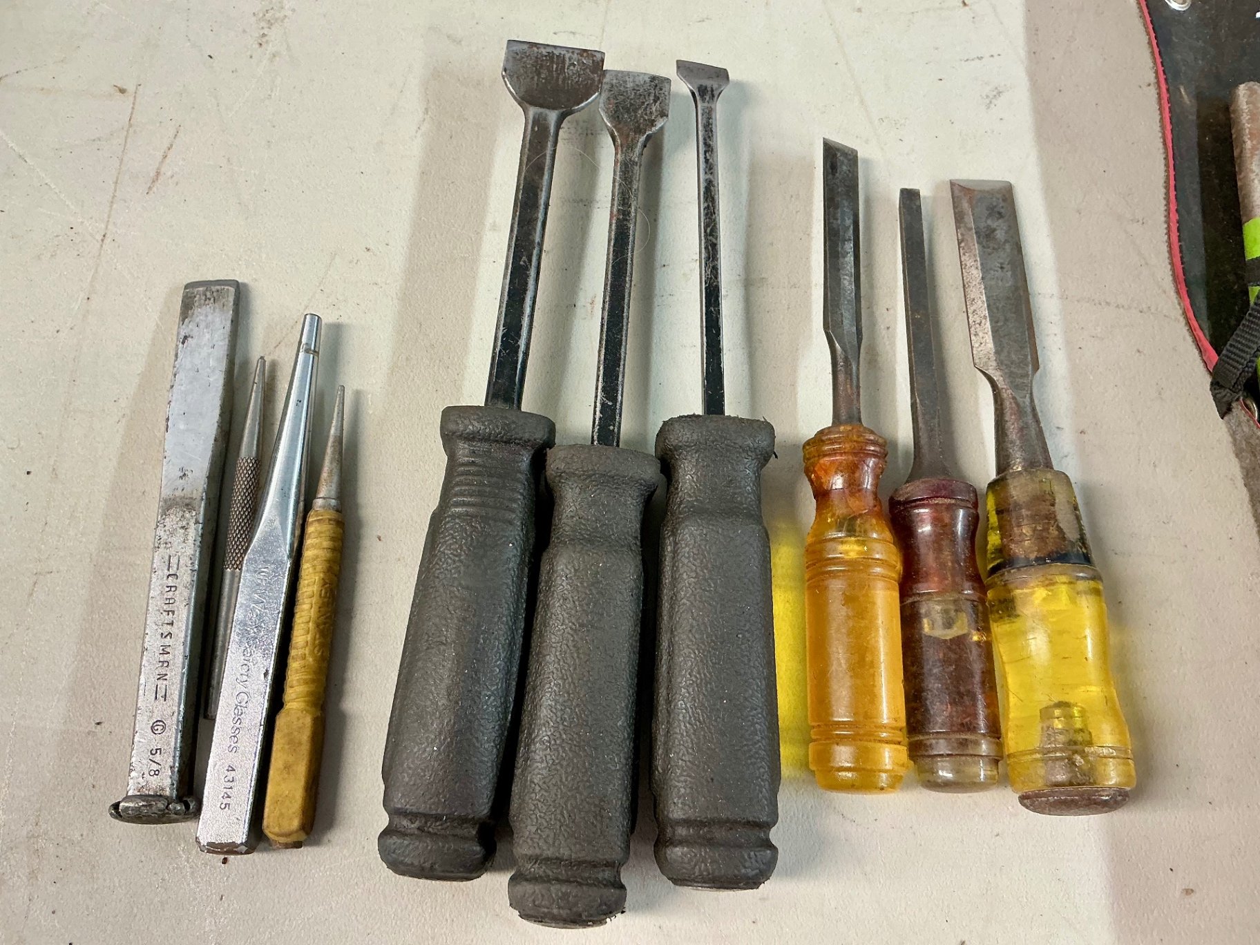 Chisel and punch tool sets. - image 3 of 4