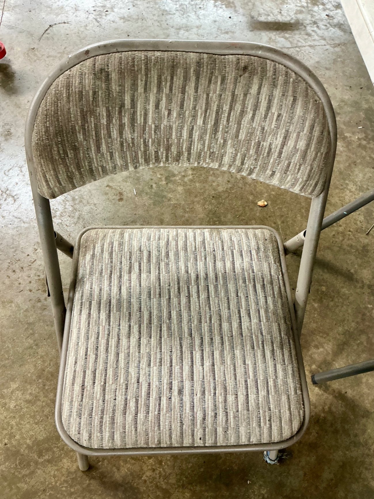 Folding workshop tables and chairs - image 6 of 11