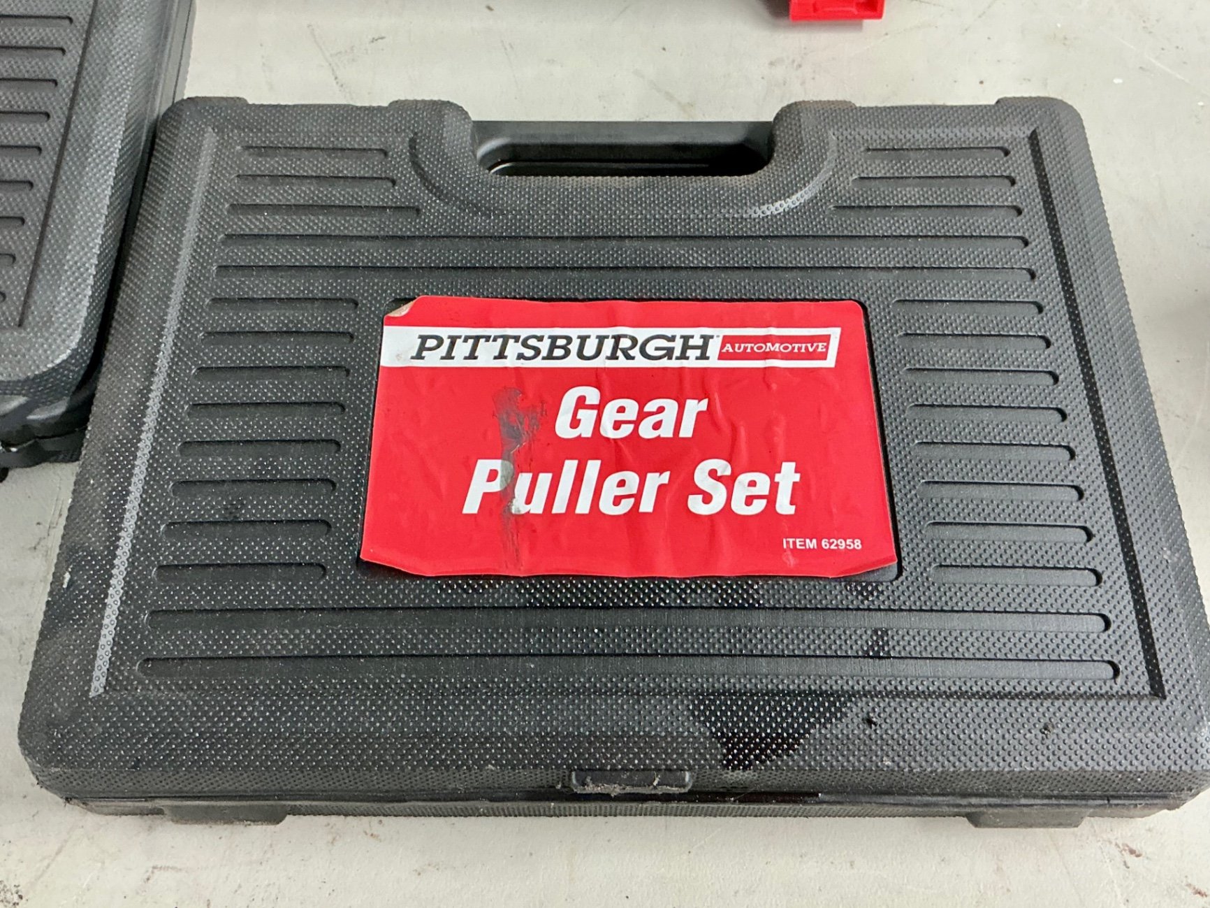 Automotive repair tool kits and hardware - image 4 of 9