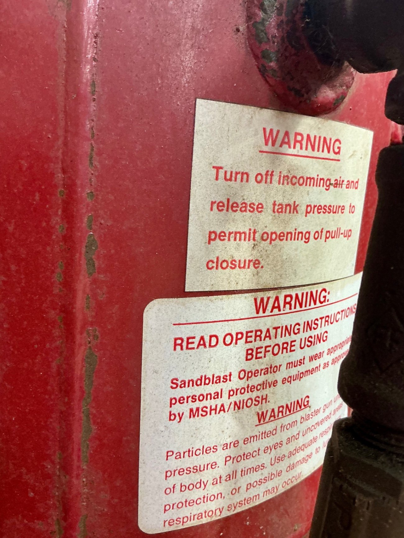 Portable red sand blaster - image 5 of 5