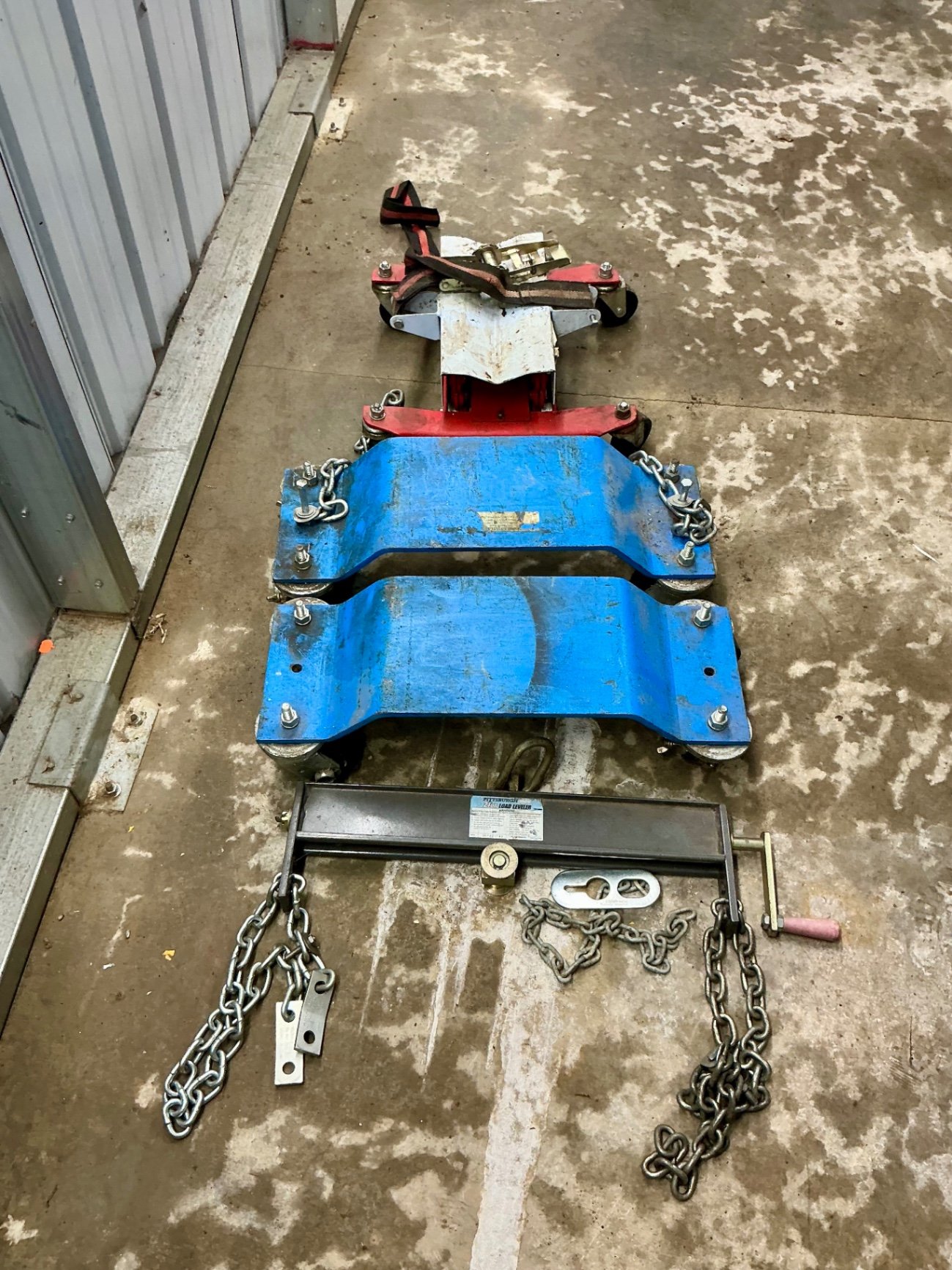 Pittsburgh 2-Ton Load Leveler and 450-lb Transmission Jack - image 1 of 6