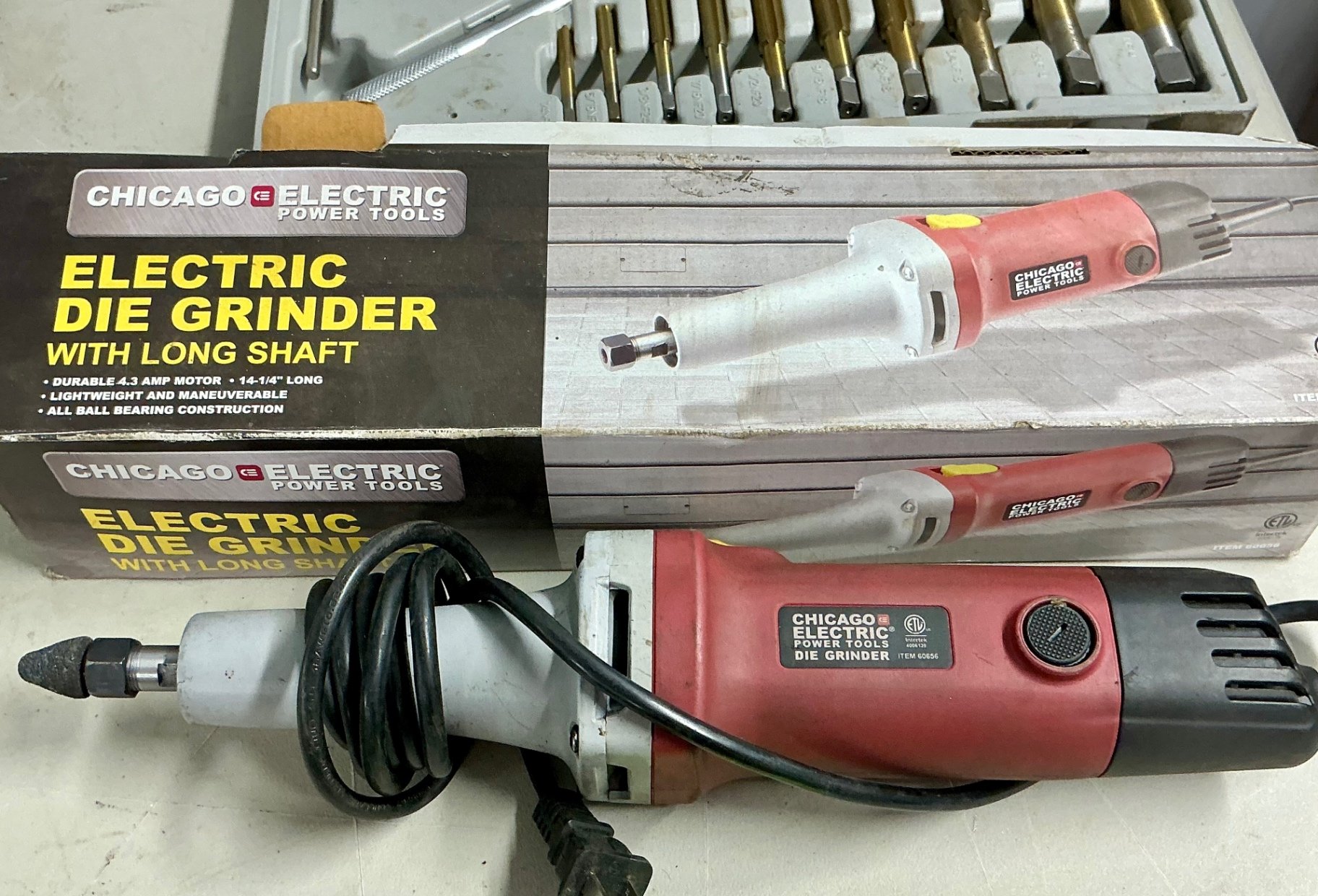 Electric die grinder with long shaft and accessory kit - image 3 of 3