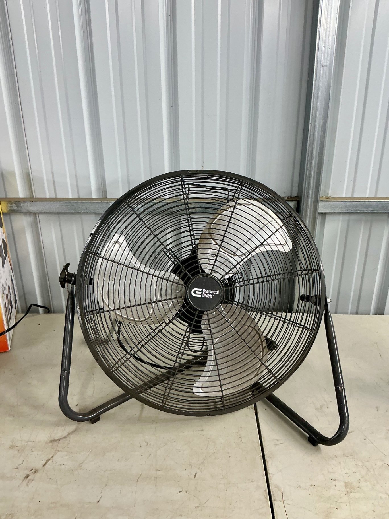 Heaters and fan - image 2 of 11