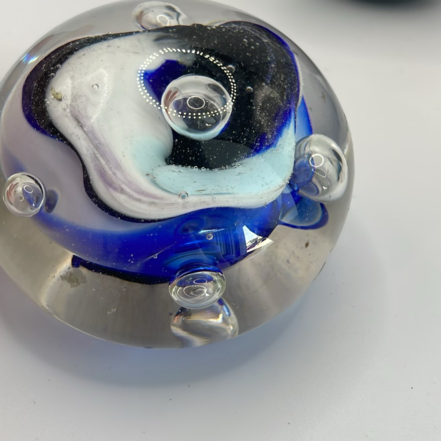 Karg, Skookum, Toan Klein And Demaine Paperweights - image 5 of 16