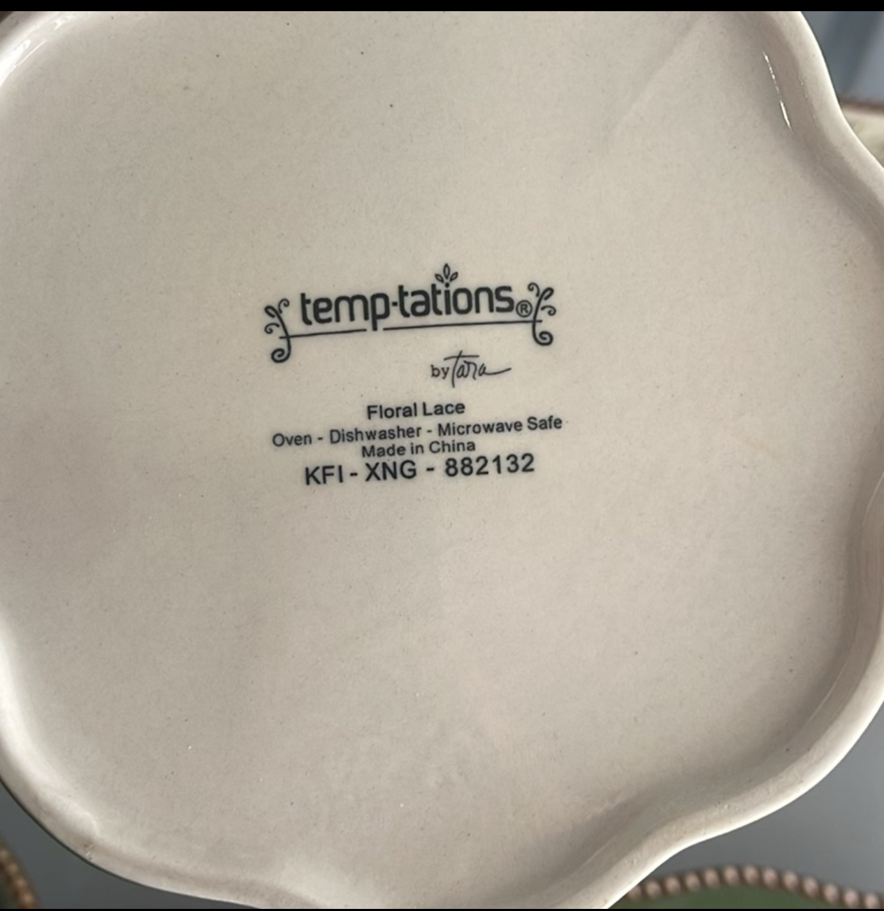 Temptations Bakeware - image 6 of 10