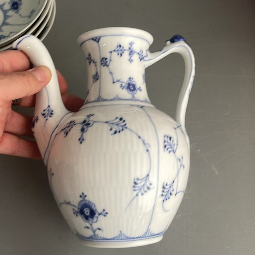 Royal Copenhagen Blue Fluted Half Lace Dinnerware - image 24 of 28