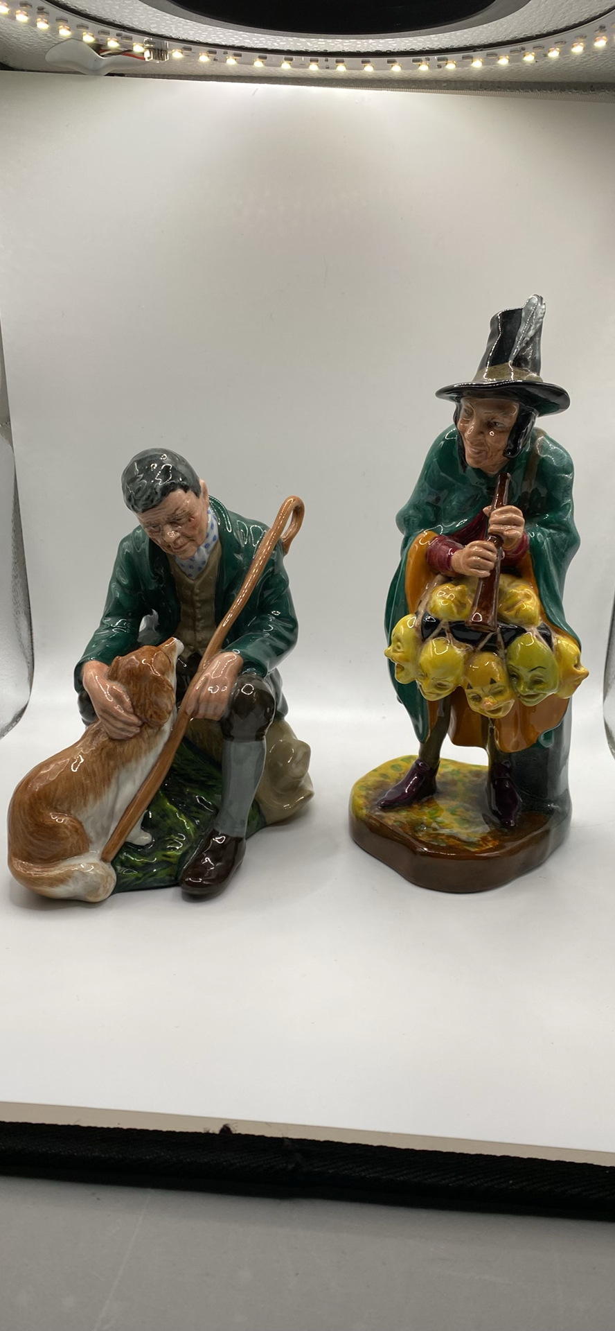 Royal Doulton The Master And The Mask Seller - image 1 of 10