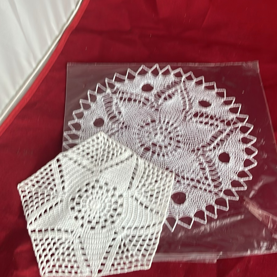 Christmas Items - image 7 of 7