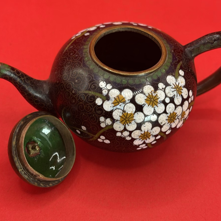 Cloisonné Decorative Items Including Horse Figurine, Teapot, Box, and Napkin Ring - image 13 of 15