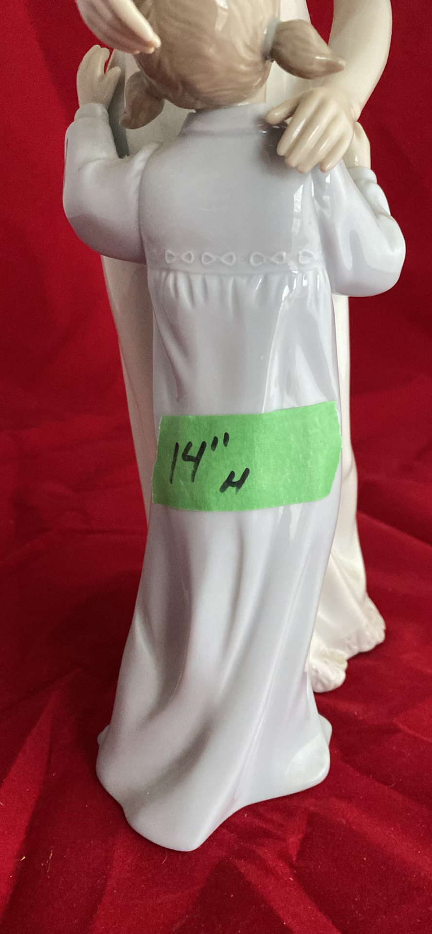Lladro Figurine Someone To Look Up To - image 4 of 9