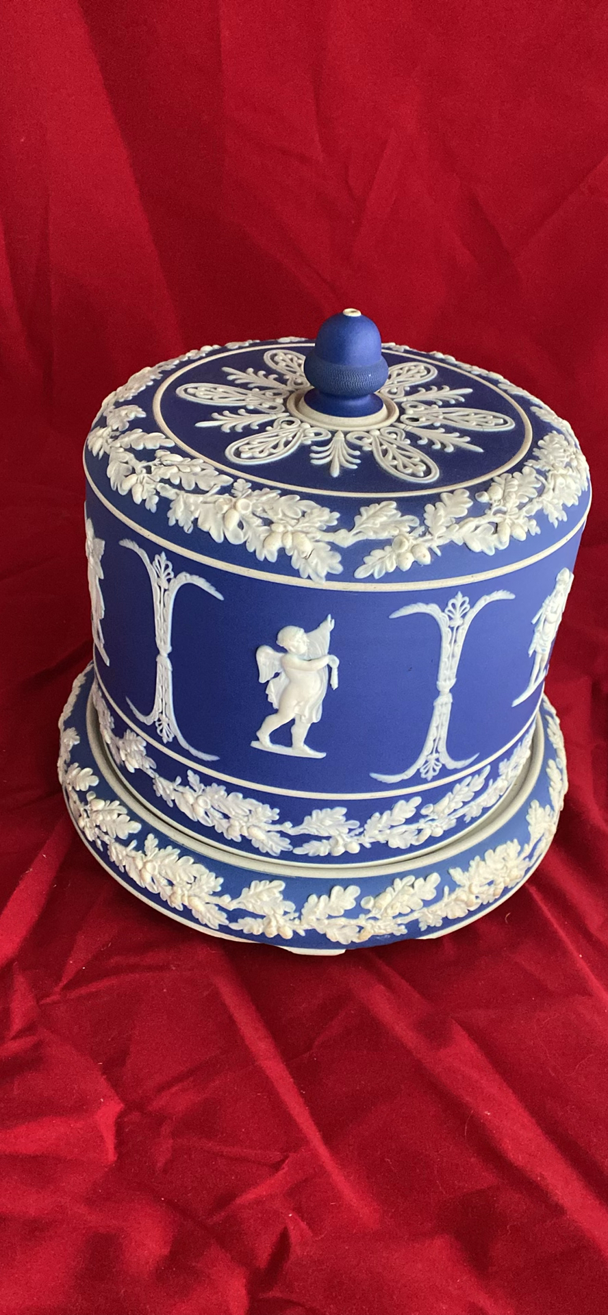 Antique Wedgwood Jasperware Cheese Dome - image 4 of 8