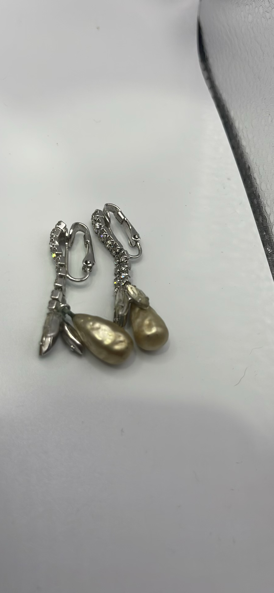 Vintage Necklace And Earrings - image 5 of 19