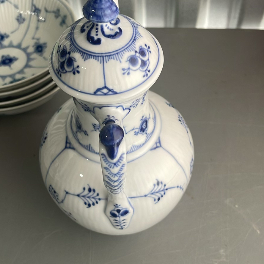 Royal Copenhagen Blue Fluted Half Lace Dinnerware - image 25 of 28
