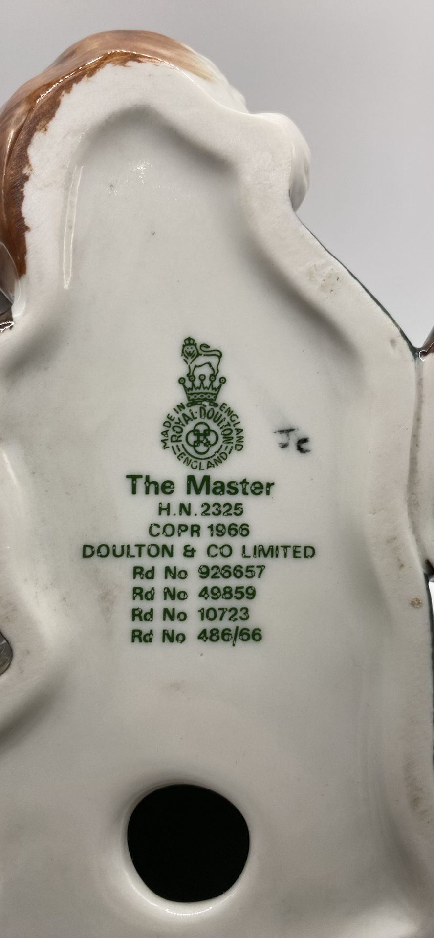 Royal Doulton Taking Things Easy HN 2677 and The Master HN 2325 - image 8 of 8