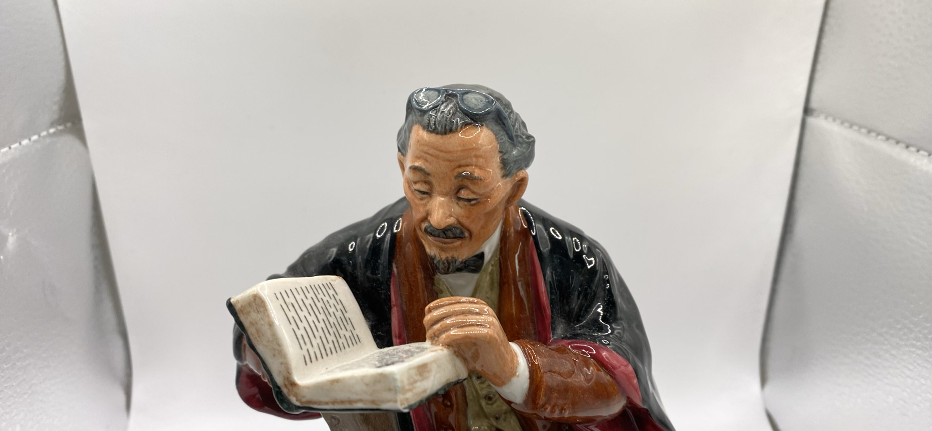 Royal Doulton The Professor HN 2281 - image 3 of 9