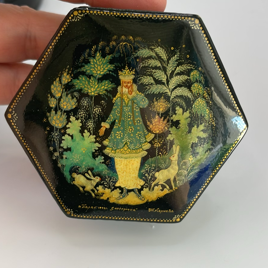 Handpainted Russian Lacquer Boxes - image 11 of 15
