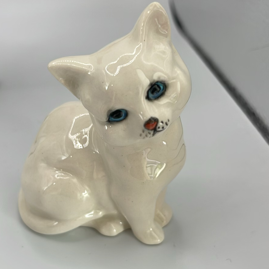 Beswick Cat And Torquay Pottery Cow Creamer - image 2 of 12