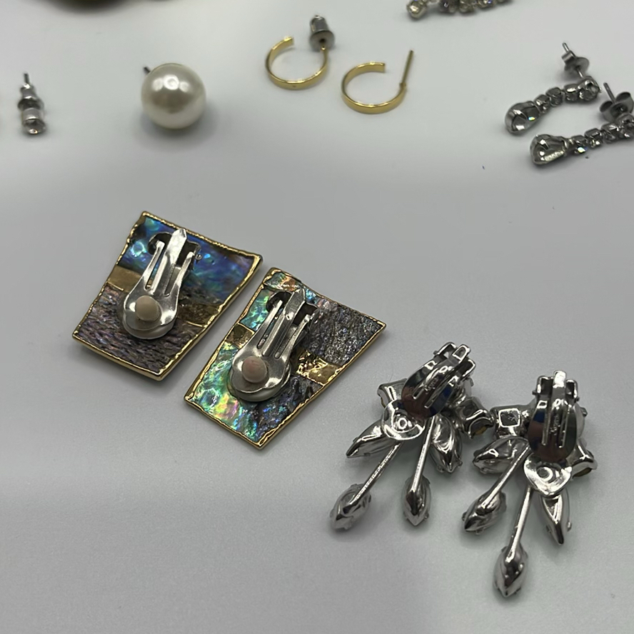 Vintage Earrings - image 10 of 12