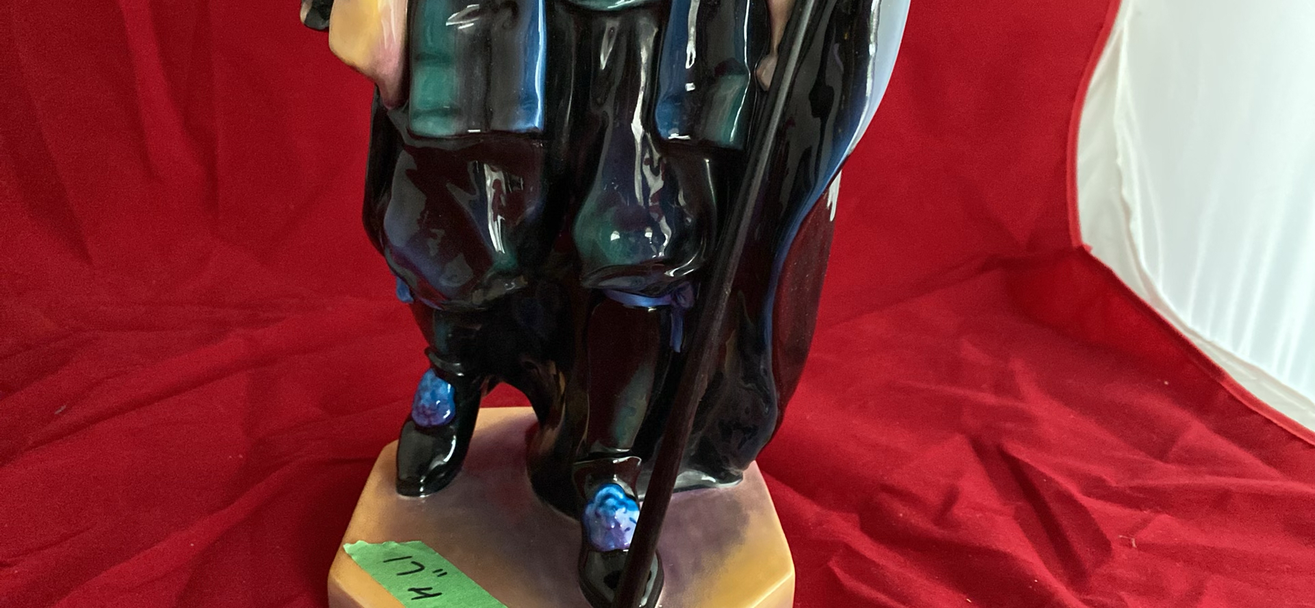 Royal Doulton King Charles 16 1/2" Figurine - image 6 of 13