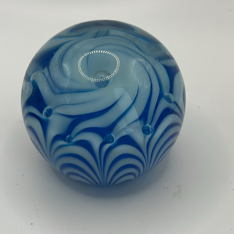 Karg, Skookum, Toan Klein And Demaine Paperweights - image 14 of 16