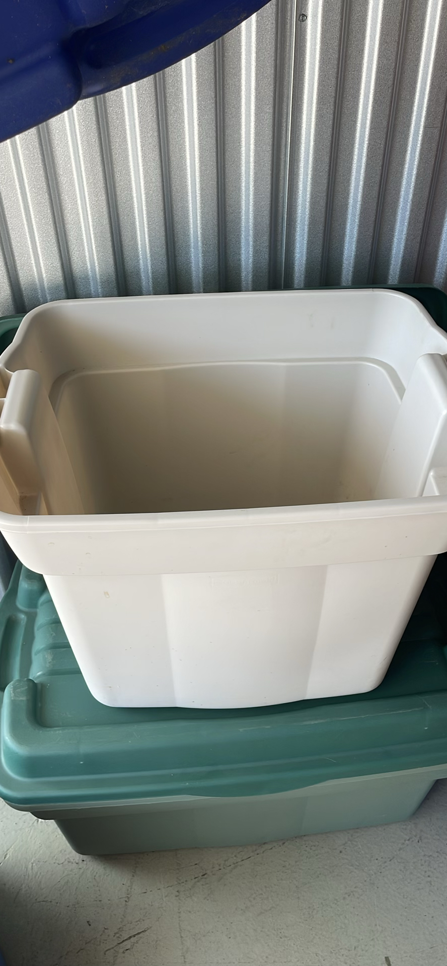 Large Storage Totes - image 4 of 8