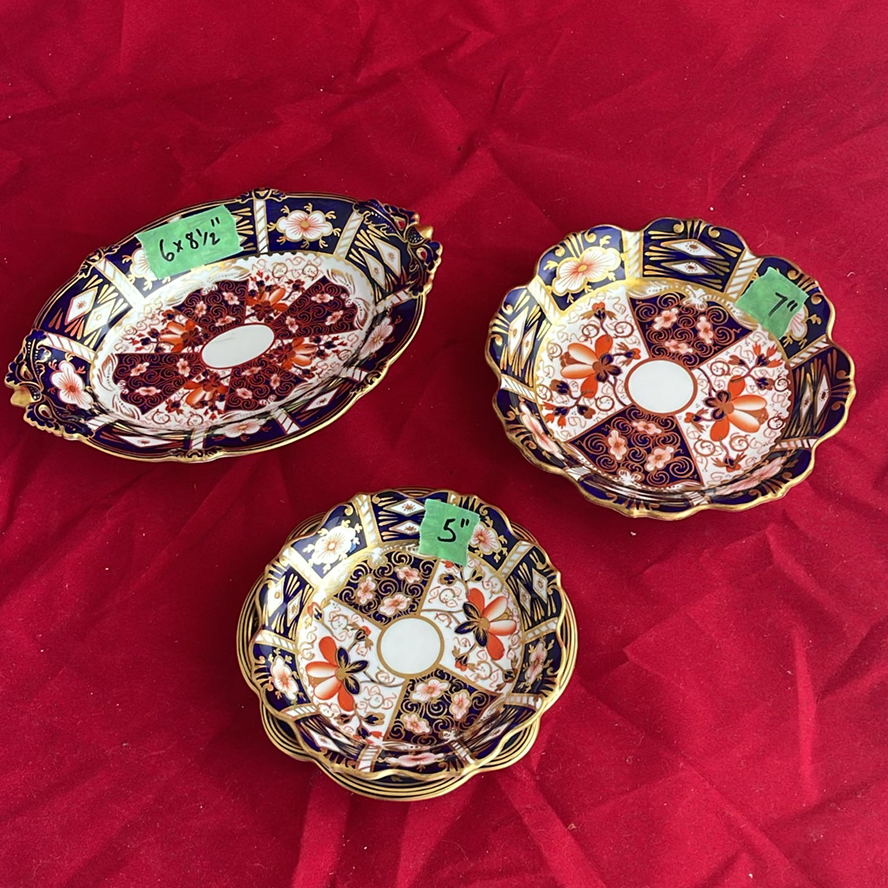 Antique Royal Crown Derby 4 Pcs Imari Pattern - image 1 of 18