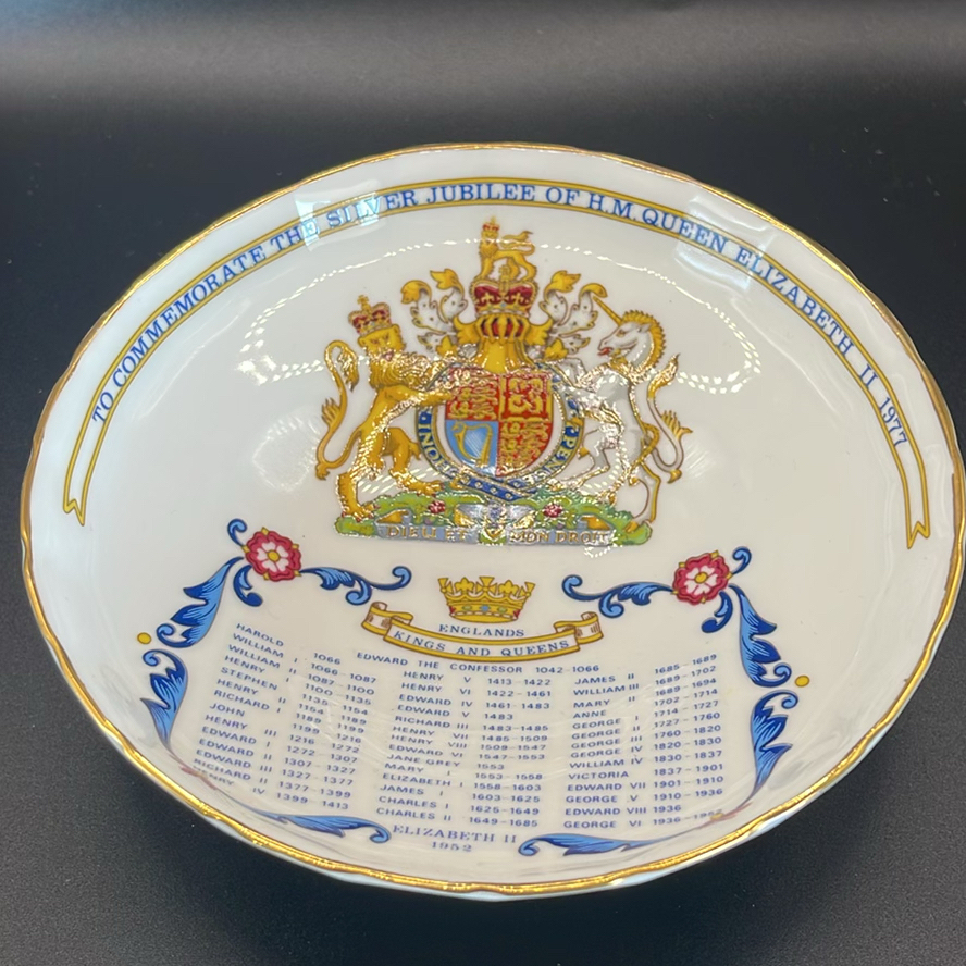 British Royalty - image 15 of 21