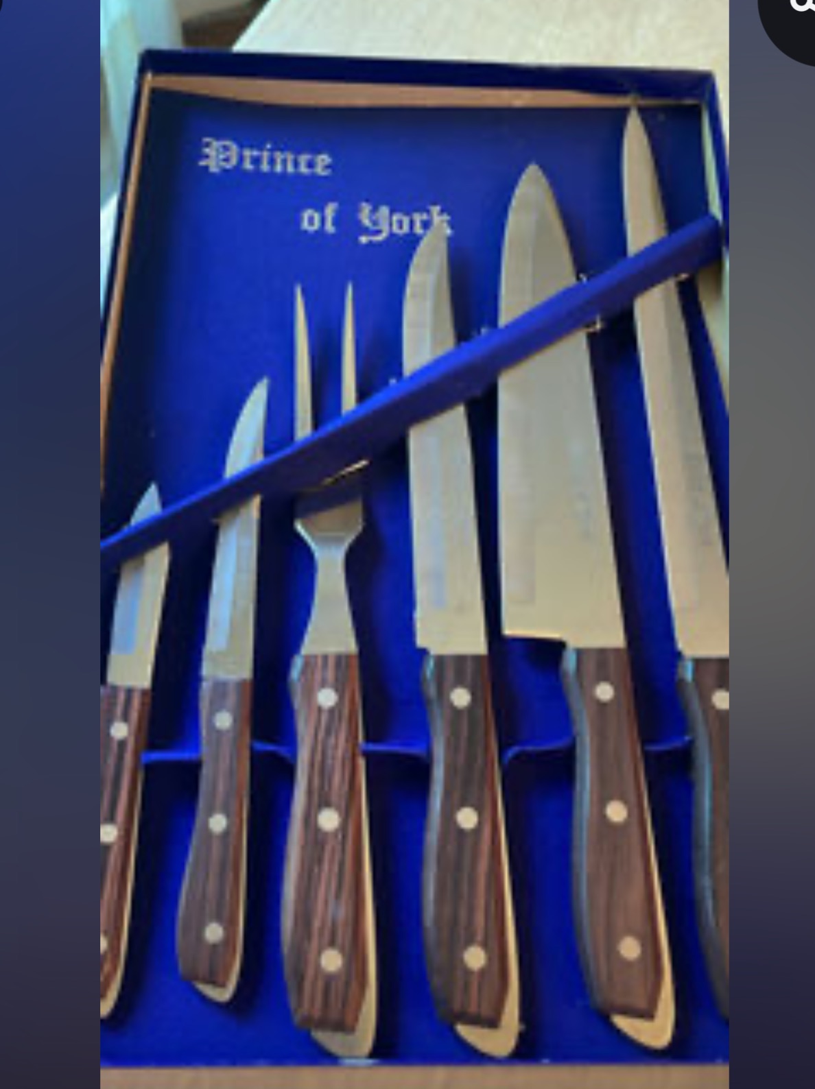 Prince Of York Nife Set - image 2 of 4