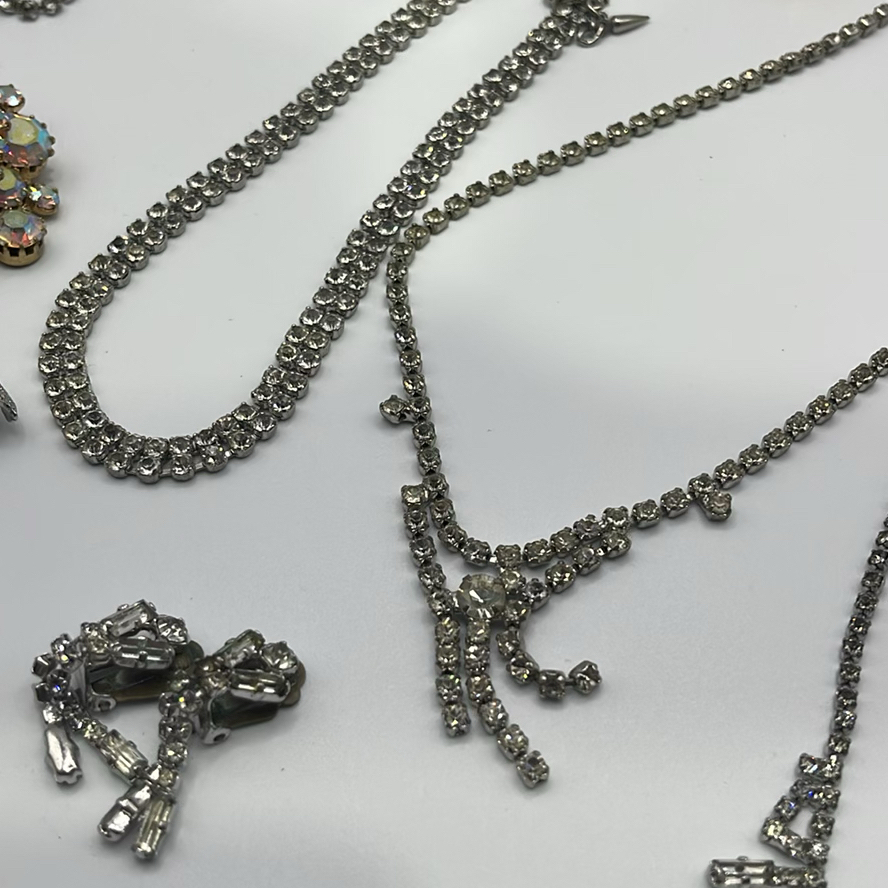 Various Vintage Jewelry - image 5 of 15