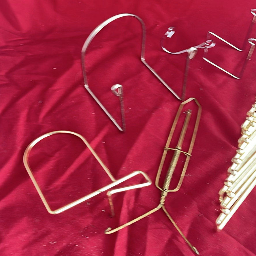 Wall Plate Hangers - image 2 of 6