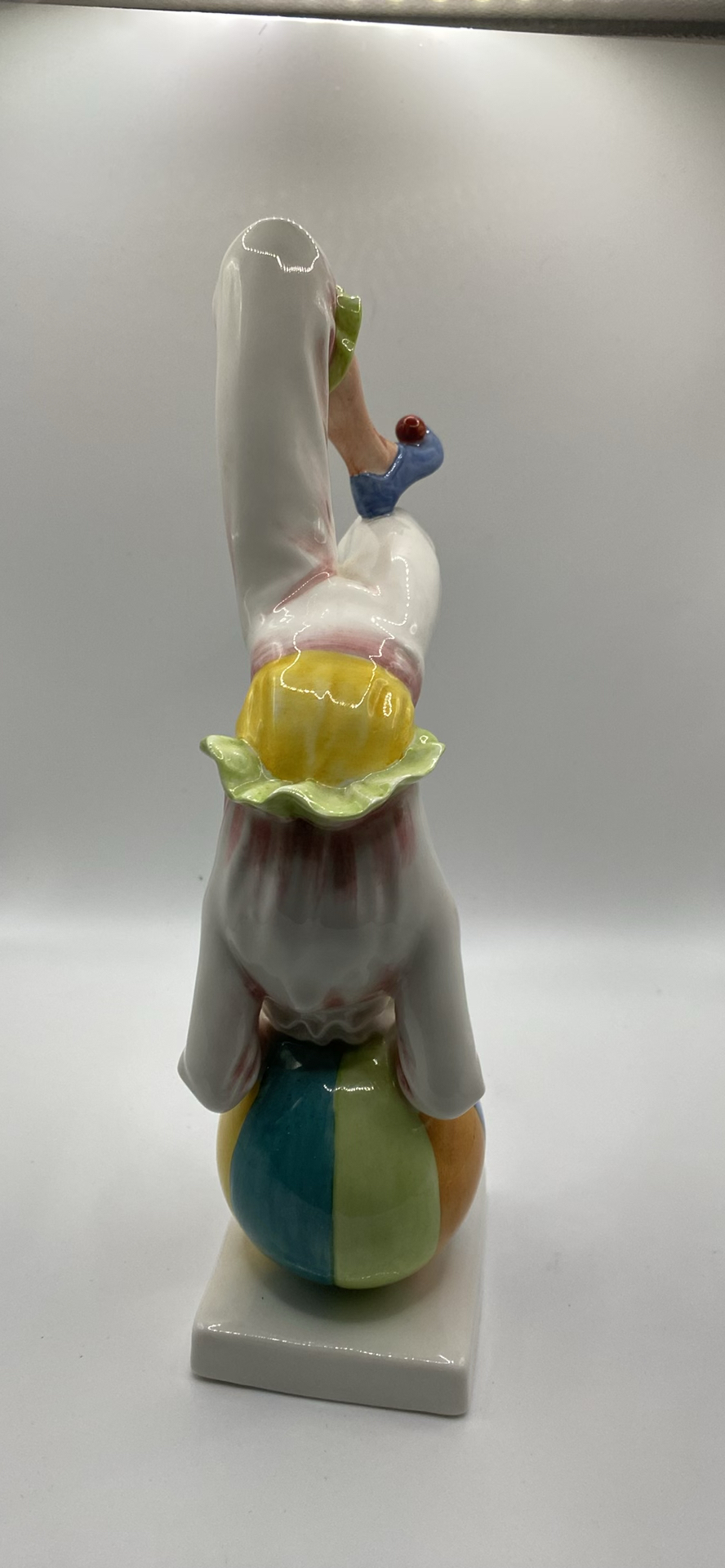 Royal Doulton The Jester HN 2016 and Tumbling 3283 - image 10 of 12