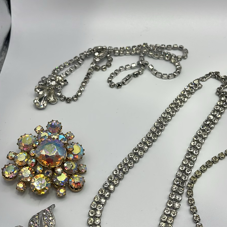 Various Vintage Jewelry - image 3 of 15