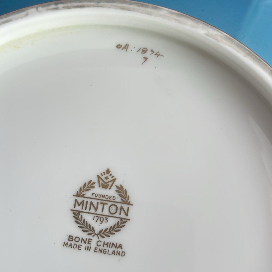 Minton Marquesa Pattern Serving Bowl - image 4 of 6