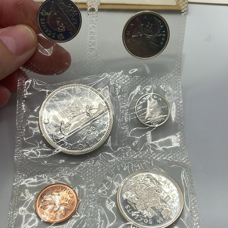 Canadian Uncirculated Sets - image 7 of 9